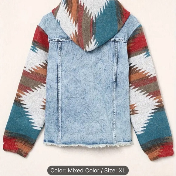 Geometric Print Denim Jacket - Picture 5 of 6